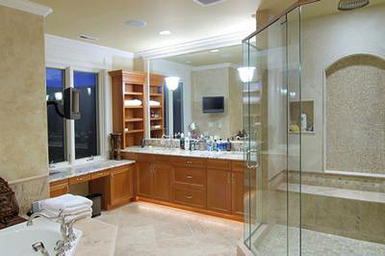 Residential Glass Showcase