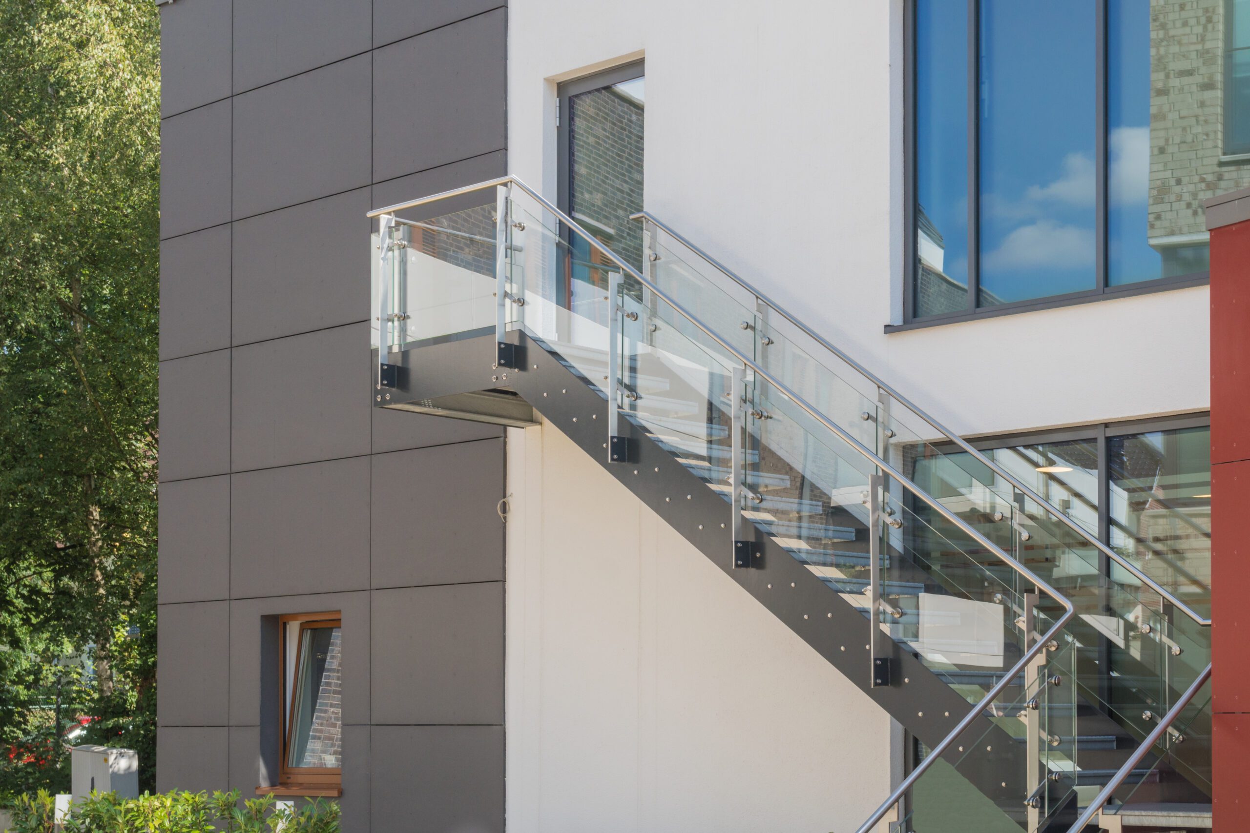 Are Glass Railings Safe?